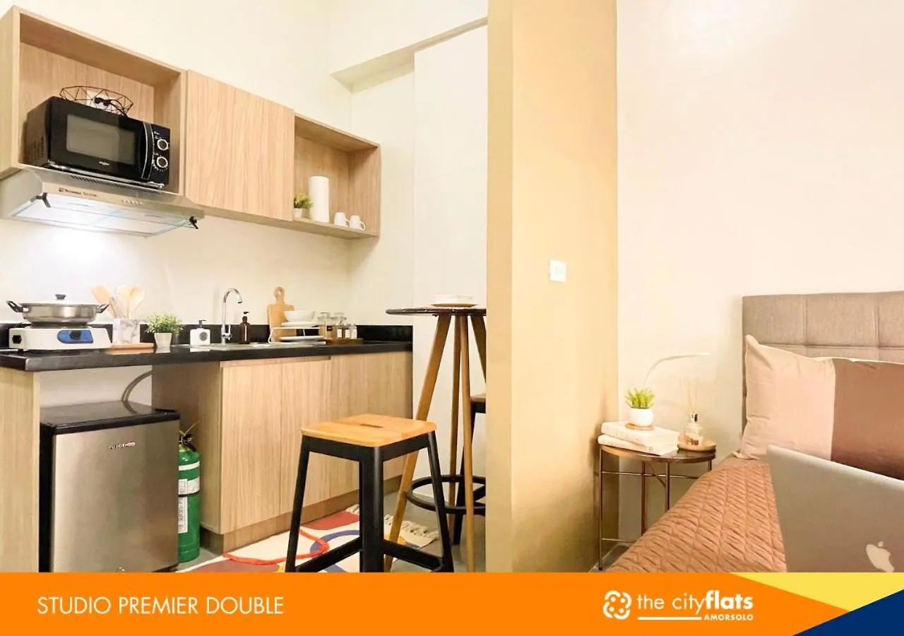 The City Flats Amorsolo Makati City Hostel
